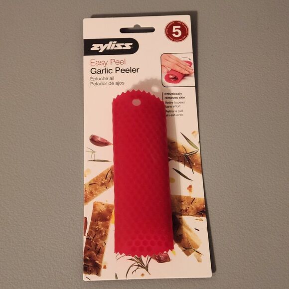 ZYLISS® Easy Peel Red Silicone Garlic Peeler 5.5"  Dishwasher Safe - Picture 1 of 5